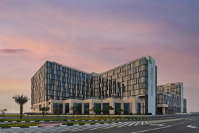 Staybridge Suites Dubai Al-Maktoum Airport, an IHG Hotel